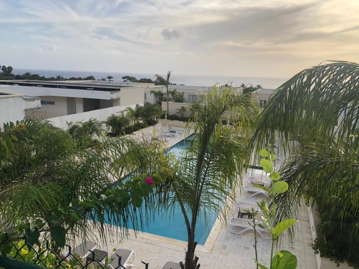 Westmoreland Hills - Mount Standfast - St James - Full Gym Membership Сент-Джеймс Экстерьер фото